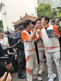 Anh Trai Tràn Đầy Sức Sống Anh Trai Tràn Đầy Sức Sống